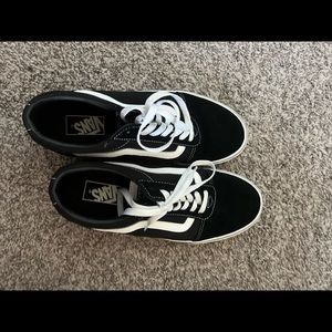 Mens Black and White vans